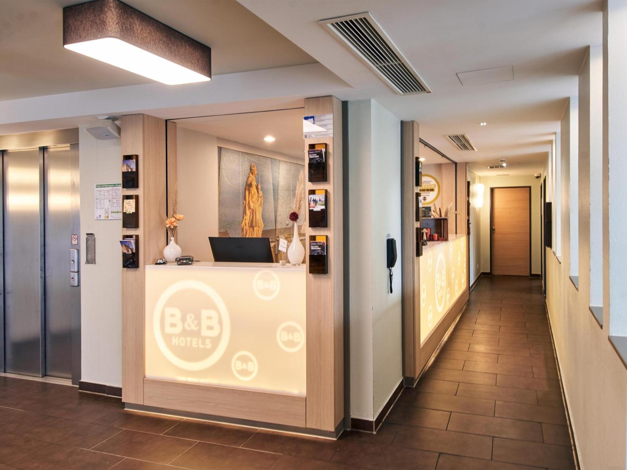 B&B Hotel Wuerzburg-City Luaran gambar