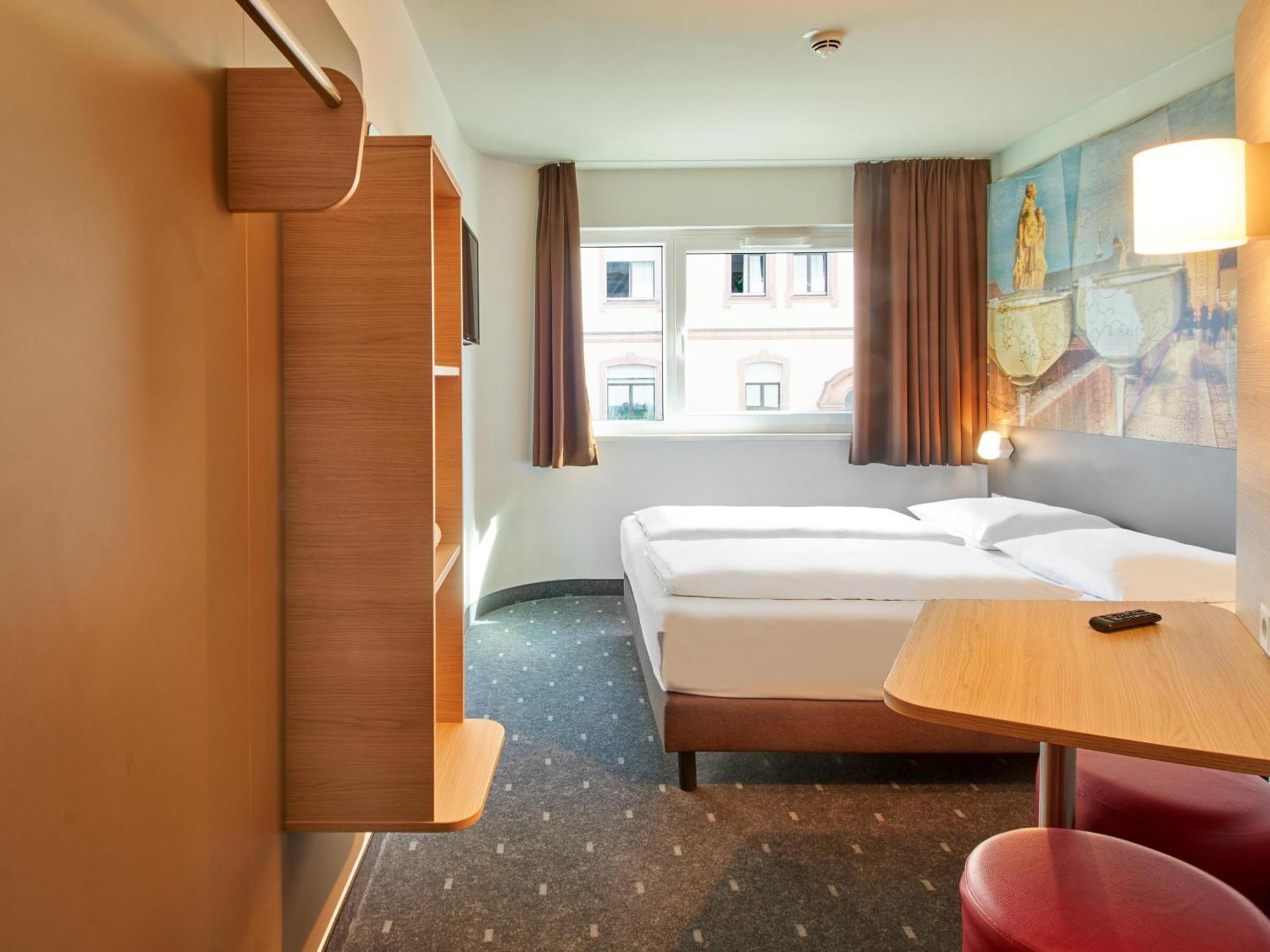 B&B Hotel Wuerzburg-City Luaran gambar